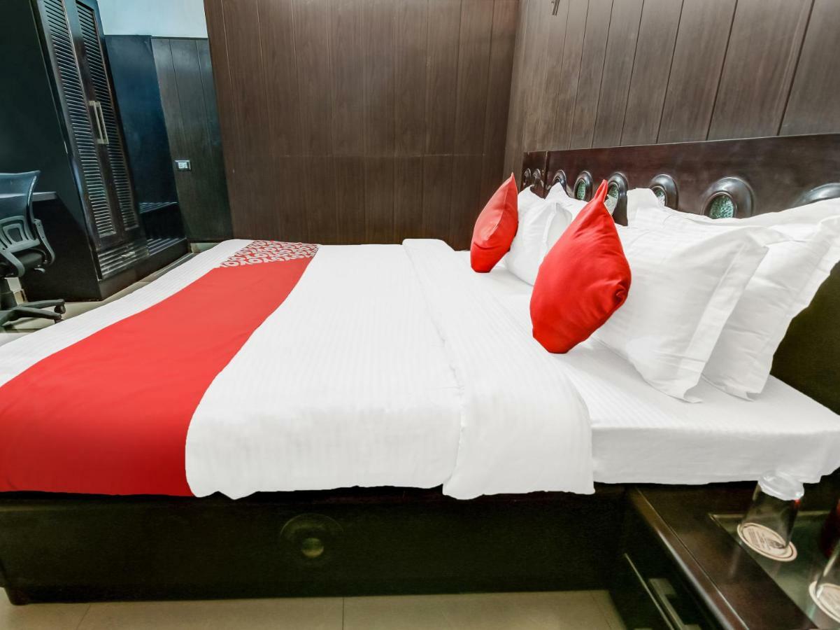 Oyo 27999 Hotel Deep Sirsa エクステリア 写真
