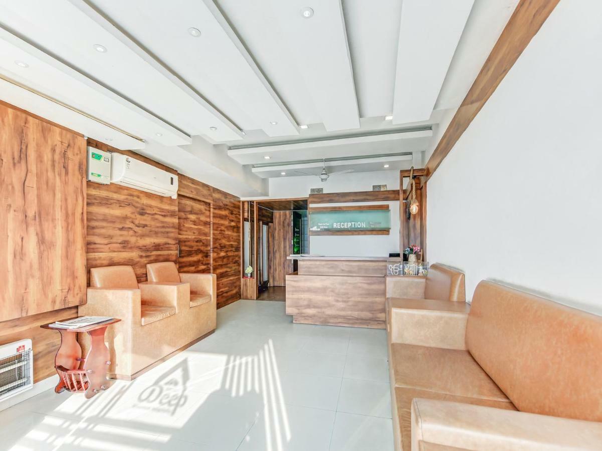 Oyo 27999 Hotel Deep Sirsa エクステリア 写真