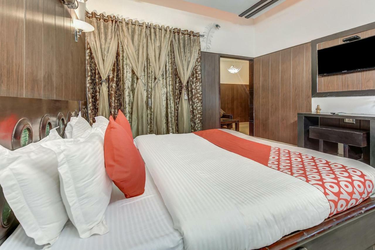 Oyo 27999 Hotel Deep Sirsa エクステリア 写真