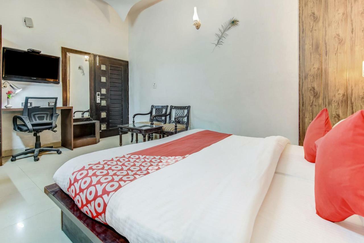 Oyo 27999 Hotel Deep Sirsa エクステリア 写真
